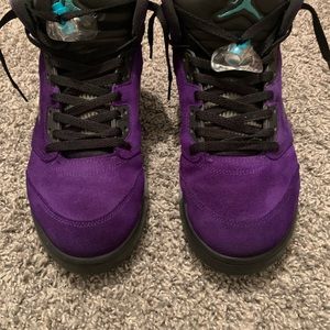 Jordan 5 Alternate Grape